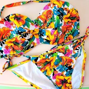 Tropical Floral Print VS Bikini